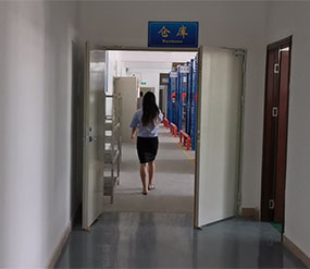 (視頻)全檢包裝，倉庫